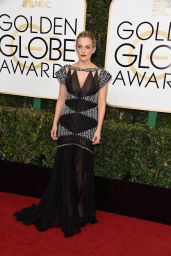 Riley Keough – Golden Globe Awards in Beverly Hills 01/08/ 2017
