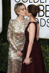 Sarah Paulson & Amanda Peet – Golden Globe Awards in Beverly Hills 01/08/ 2017