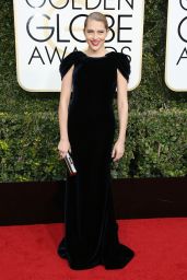 Teresa Palmer – Golden Globe Awards in Beverly Hills 01/08/ 2017