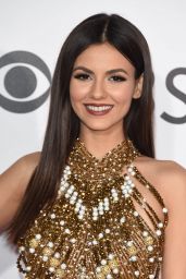 Victoria Justice – People’s Choice Awards in Los Angeles 1/18/ 2017