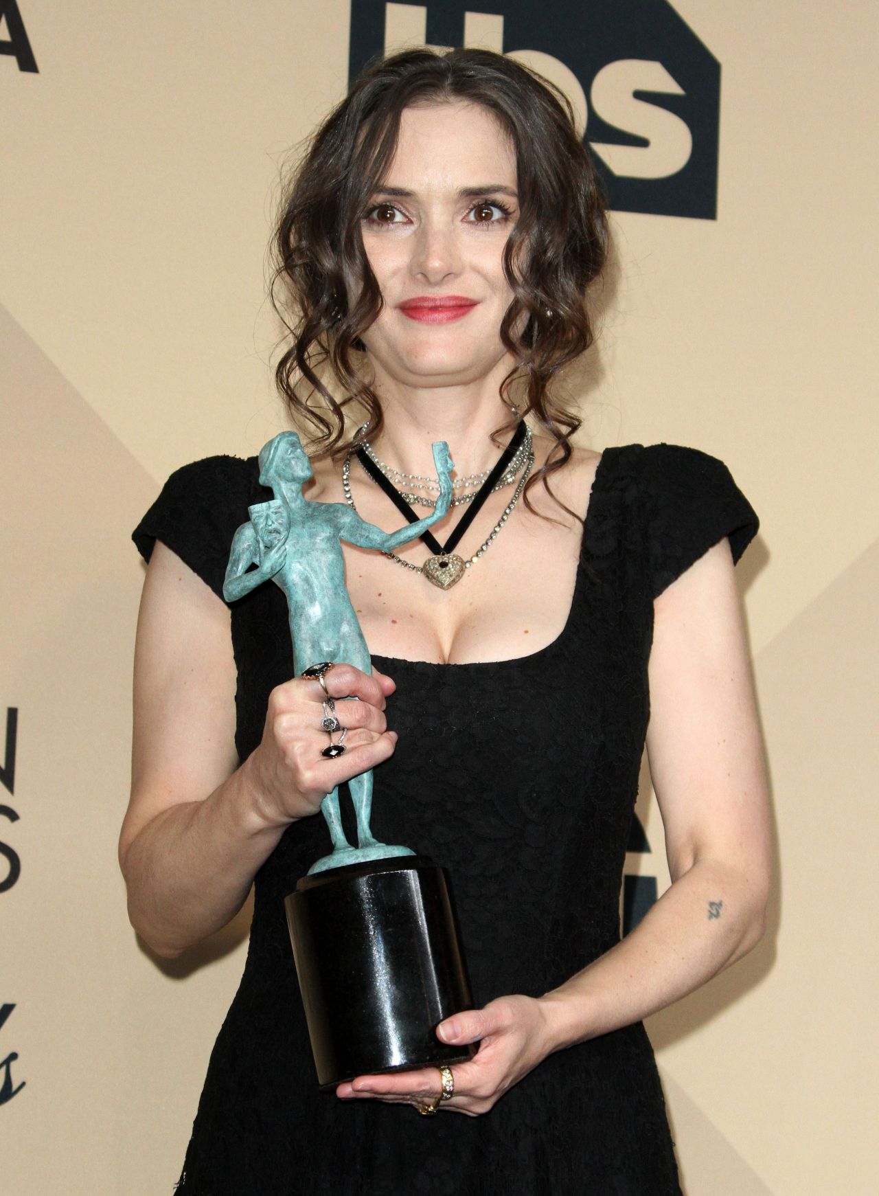 Winona Ryder – SAG Awards in Los Angeles 1/29/ 2017 • CelebMafia