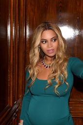 Beyoncé - Oscar 2017 Weekend in LA