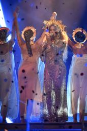 Beyoncé Perfors at 59th Annual GRAMMY Awards in Los Angeles 02/12/2017