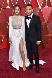 Chrissy Teigen – Oscars 2017 Red Carpet in Hollywood