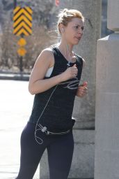 Claire Danes -Taking Advantage of a Unseasonably Warm Day to go for aJjog in NY 2/27/ 2017
