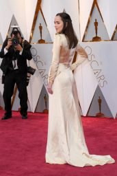 Dakota Johnson – Oscars 2017 Red Carpet in Hollywood