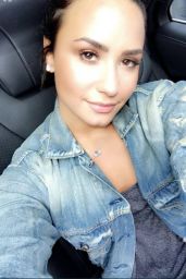 Demi Lovato Photos - Social Media 2/19/ 2017