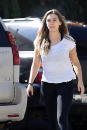 Elizabeth Olsen - Arriving to the Gym in Los Angeles 2/3/ 2017