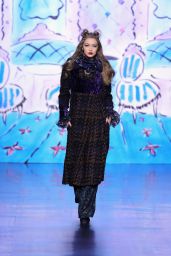 Gigi Hadid Supermodel Runway Walk - Anna Sui Fashion Show in NYC 2/15/ 2017