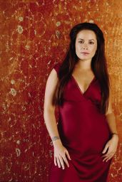 Holly Marie Combs - Charmed Promo Photos - All Seasons