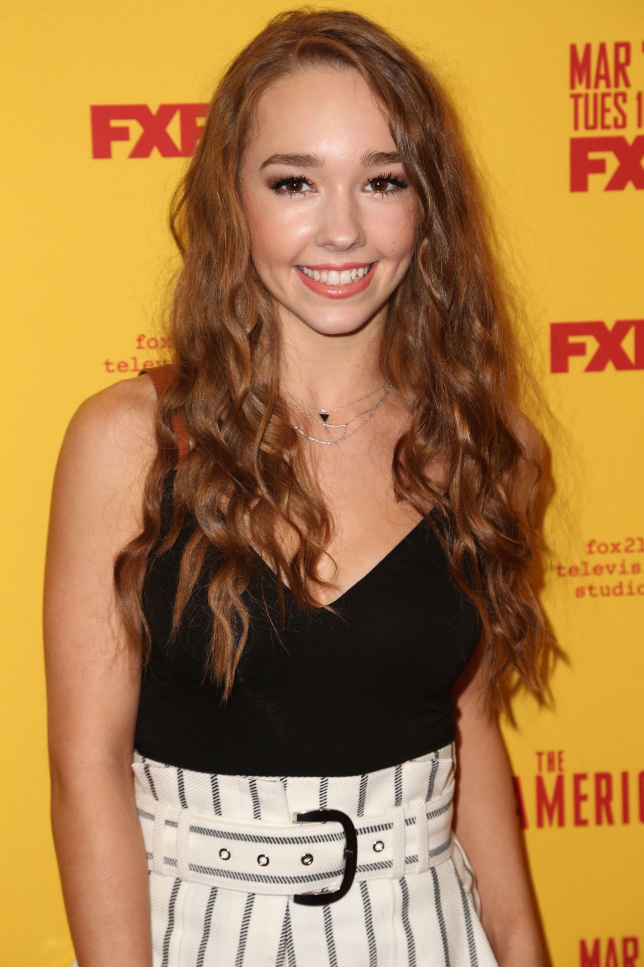 Holly Taylor Americans Series 