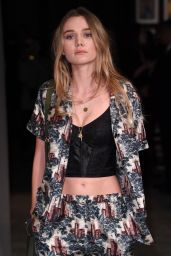 Immy Waterhouse – Burberry Fashion Show in London 2/20/ 2017