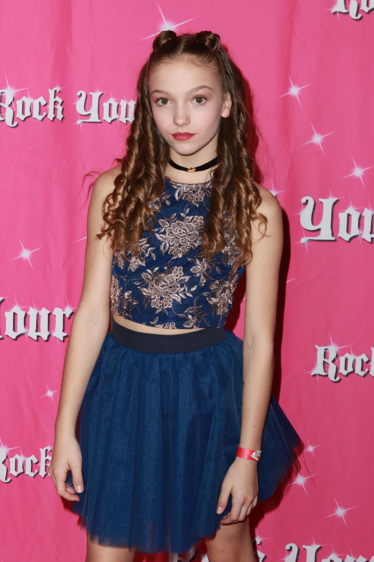 Beautiful 12-year-old young celebrity Jayden Bartels