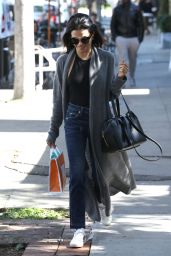 Jenna Dewan - Stops by Melrose Place in West Hollywood, Feb. 2017