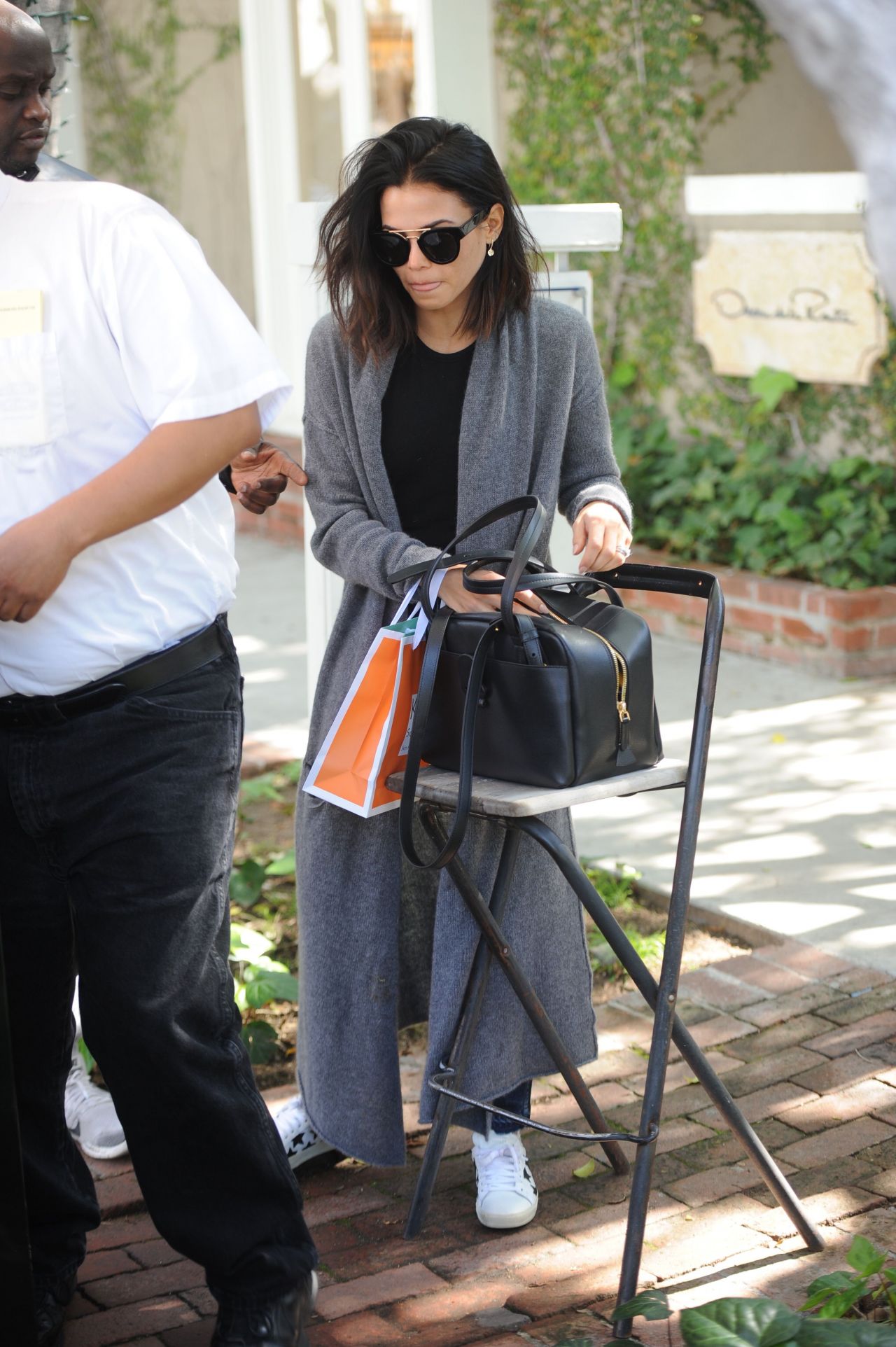 Jenna Dewan - Stops by Melrose Place in West Hollywood, Feb. 2017