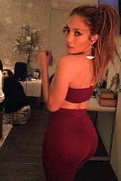 Jennifer Lopez - Social Media Pic 2/15/ 2017