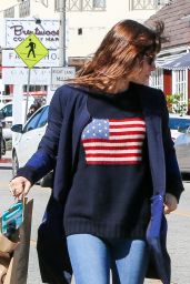 Jessica Biel - Shopping at Crazy Toys in Brentwood Country Mart 2/23/ 2017