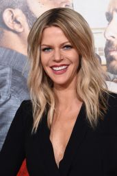 Kaitlin Olson - Fist Fight Premiere in Westwood 2/13/ 2017