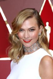 Karlie Kloss – Oscars 2017 Red Carpet in Hollywood, Part II