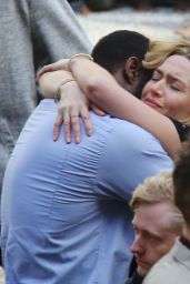 Kate Winslet and Idris Elba - 