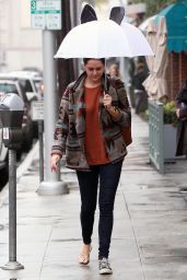 Kelen Coleman - Gets Caught in The Rain in Beverly Hills 2/7/ 2017