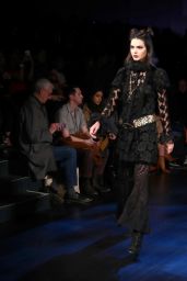 Kendall Jenner Supermodel Runway Walk - Anna Sui Fashion Show in NYC 2/15/ 2017