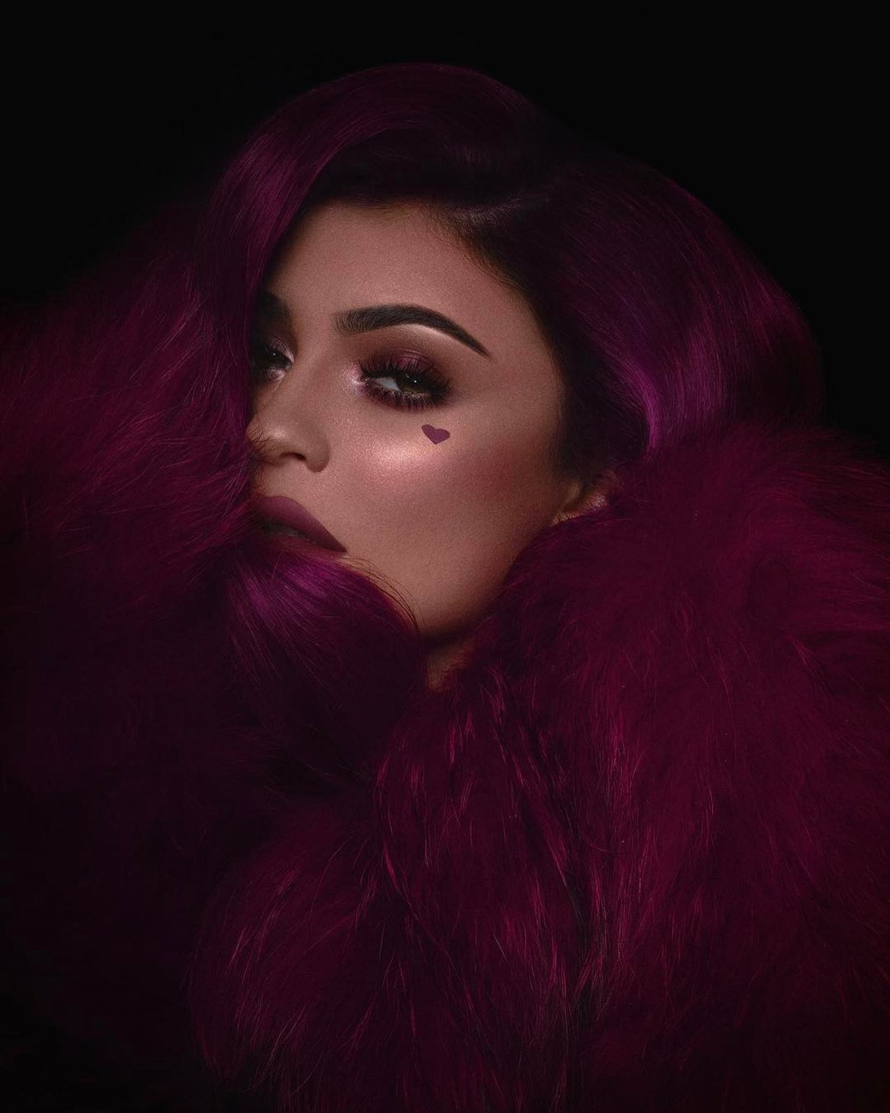 Kylie Jenner Photoshoot For Kyliecosmetics 2017 • Celebmafia 