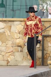 Lady Gaga - Leaving Starbucks in Malibu 2/8/2017