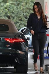 Lana Del Rey - Stops at a 76 Gas Station in Beverly Hills 2/3/ 2017