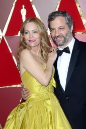 Leslie Mann – Oscars 2017 Red Carpet in Hollywood