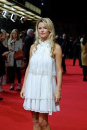 Lily Travers - 