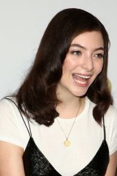 Lorde – Clive Davis PreGrammy Party in Los Angeles 2/11/ 2017