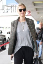 Maria Sharapova at LAX Airport in Los Angeles 2/8/ 2017