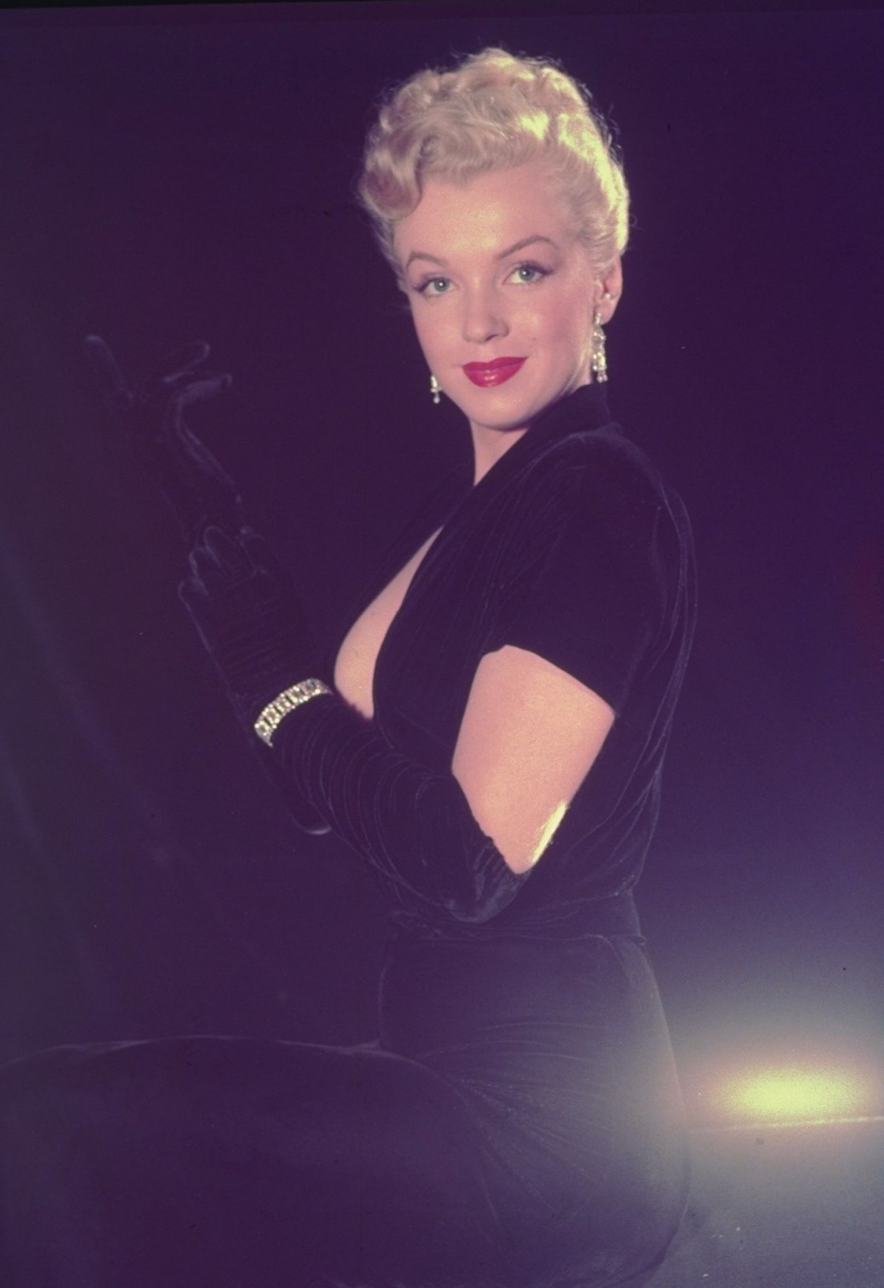 Marilyn Monroe - Ed Clark Photoshoot, 1950 â€¢ CelebMafia