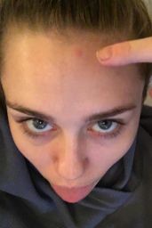 Miley Cyrus – Social Media Pics, January 2017