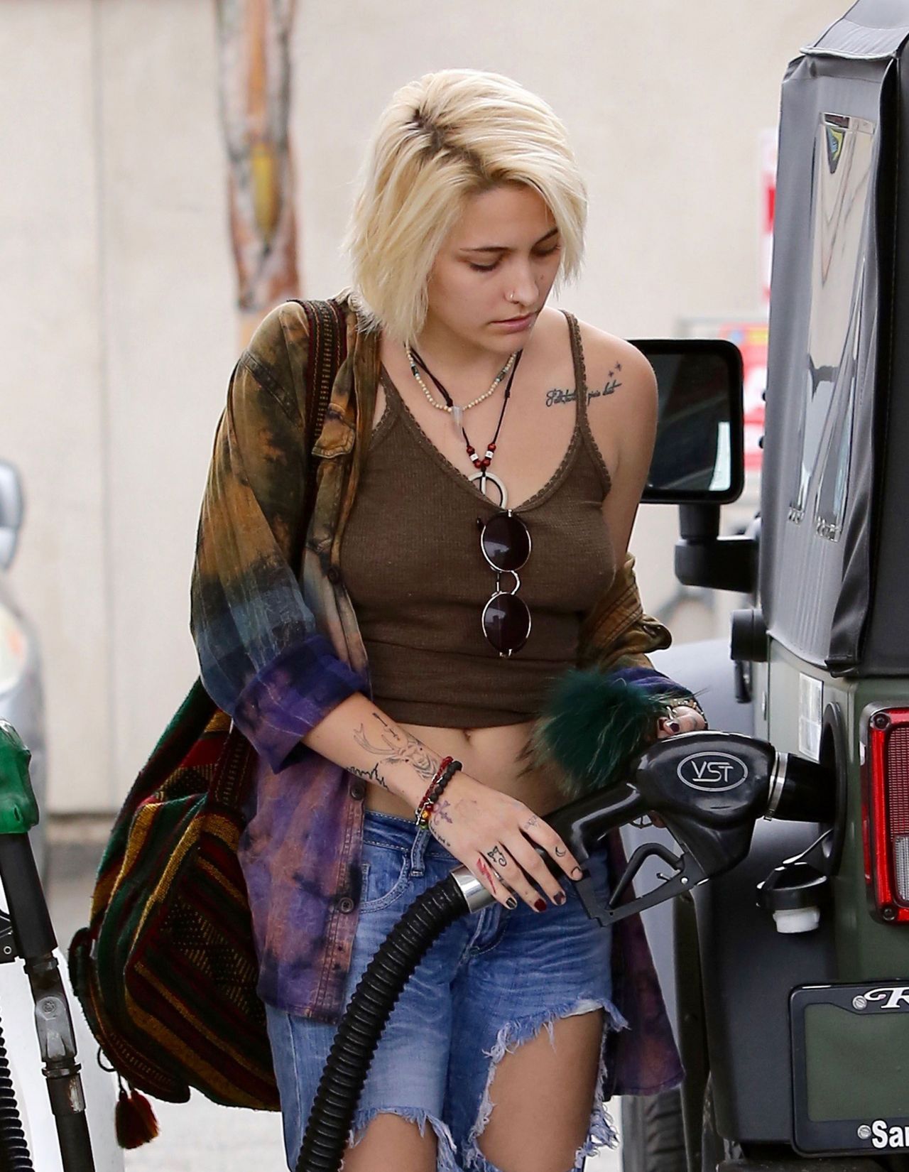 Paris Jackson in Ripped Jeans and photo image