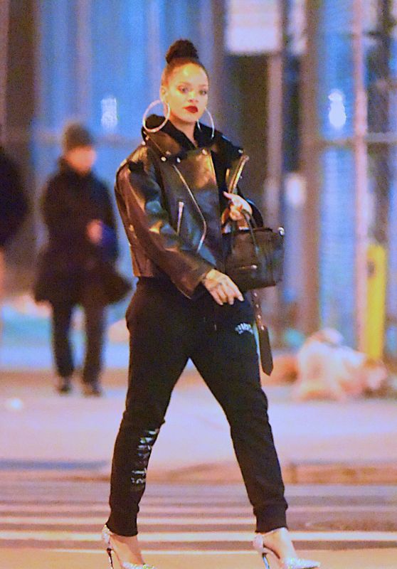 Rihanna - Out in New York 2/2/ 2017