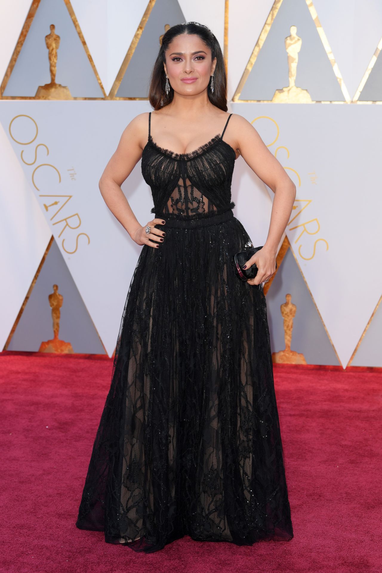 Salma Hayek Oscars 2017 Red Carpet in Hollywood • CelebMafia