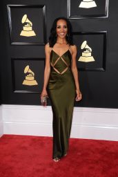 Shaun Robinson on Red Carpet – GRAMMY Awards in Los Angeles 2/12/ 2017