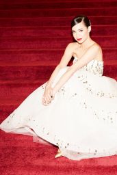 Sofia Carson - Preparation Photo Diary for 2017 Oscars