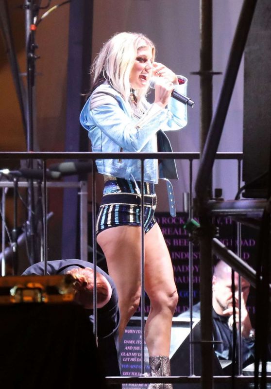 Stacey "Fergie" Ferguson - Performing at TommyLand Fashion Show in Venice, CA 2/8/ 2017