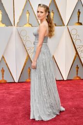 Teresa Palmer – Oscars 2017 Red Carpet in Hollywood