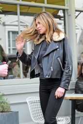 Abbey Clancy Urban Outfit - Filming in Nottinghill 3/14/ 2017