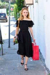 AnnaSophia Robb Looks Chic - Having Some Retail Therapy in LA 3/20/ 2017