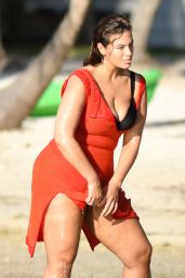 Ashley Graham in a Black Bikini On The Beach in Islamorada, FL 3/21/ 2017