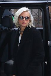 Cara Delevingne is Stylish - Arrives Back at Her Tribeca Hotel 3/30/2017