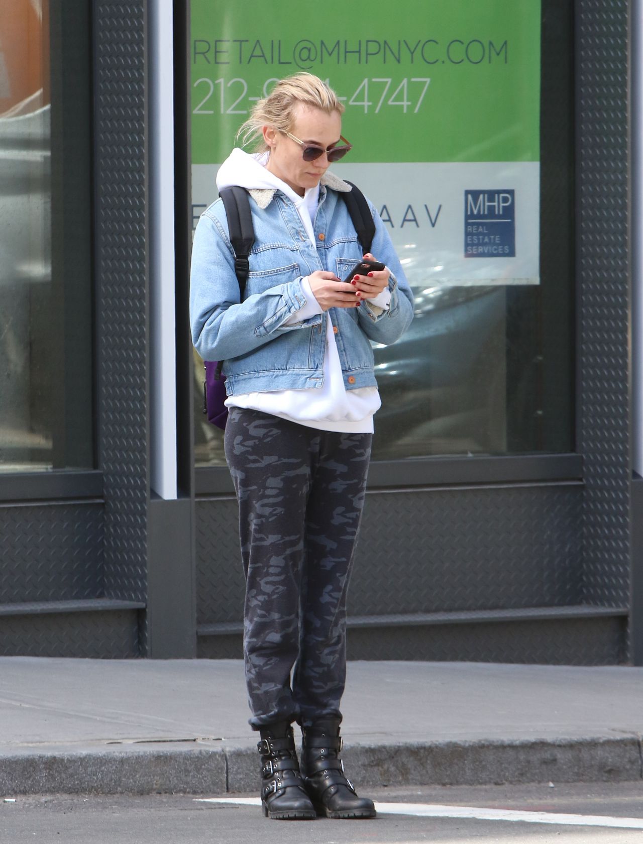 Diane Kruger Casual Outfit - Steps Out in SoHo, New York 3/30/2017