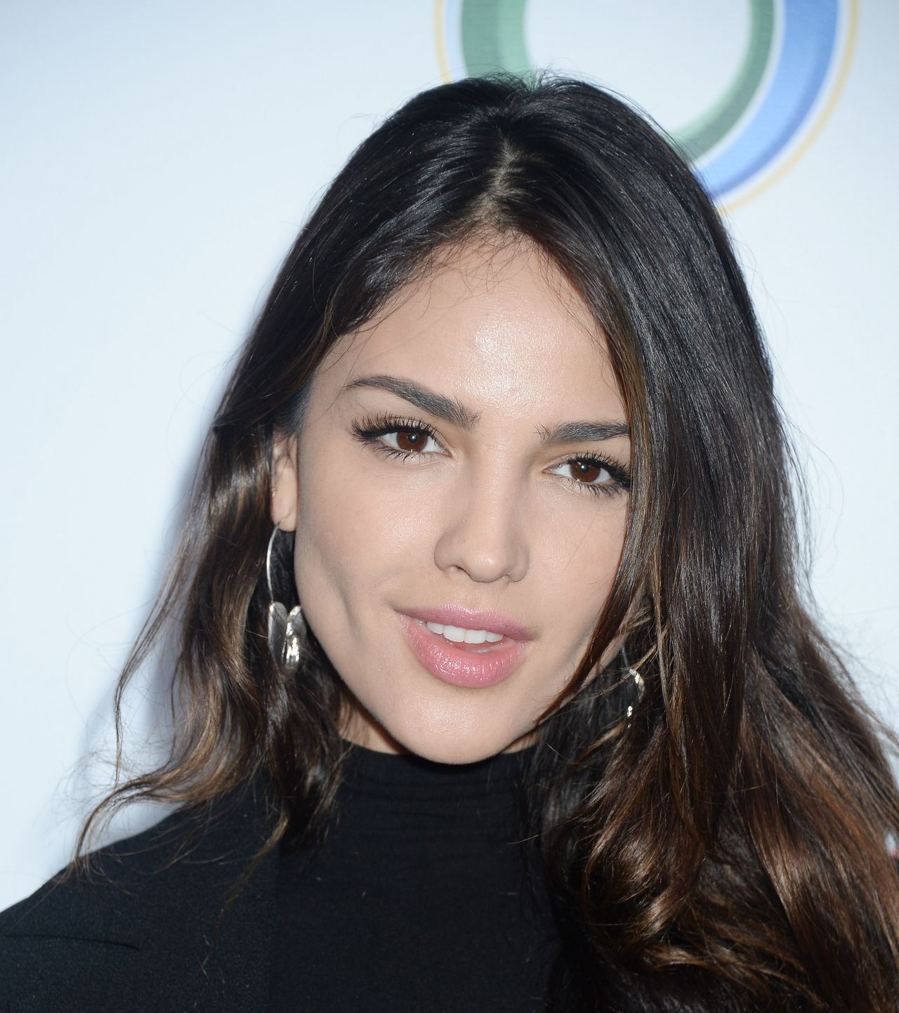 Eiza González on the Power of Transformation, Perfecting Her Everyday  Beauty Routine, and Her Self-Care Secrets