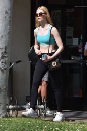Elle Fanning in Workout Gear - Hollywood 3/17/ 2017