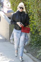 Gwen Stefani - Out in LA 2/28/ 2017